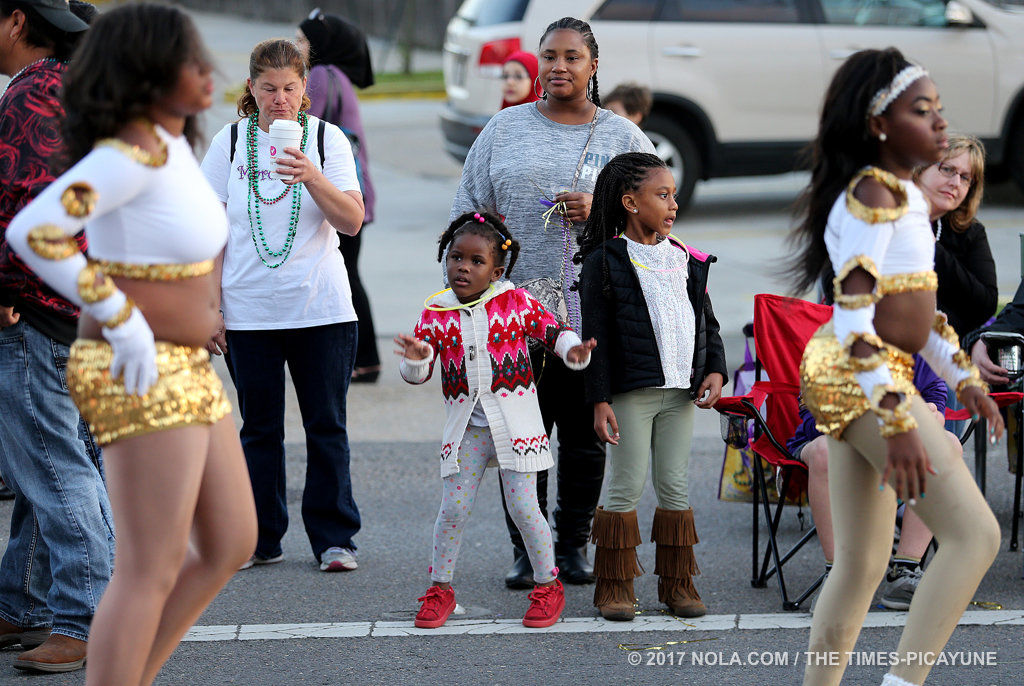 Corps de Napoleon rolls in Metairie: See Mardi Gras parade photos